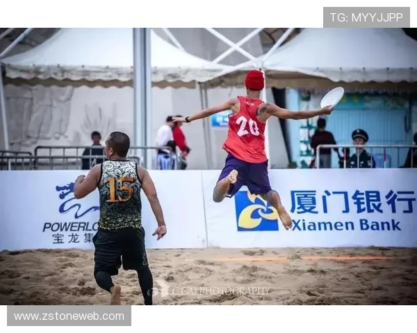 广州飞盘队在极限运动联赛中以65分稳居积分榜首位