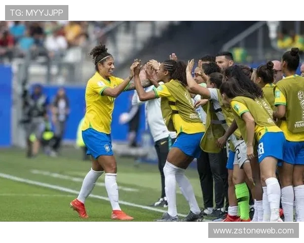 杭州足球队以97分稳居世锦赛积分榜首位展现强劲实力